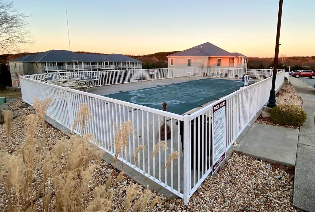 Sunago Suites Branson Exterior photo
